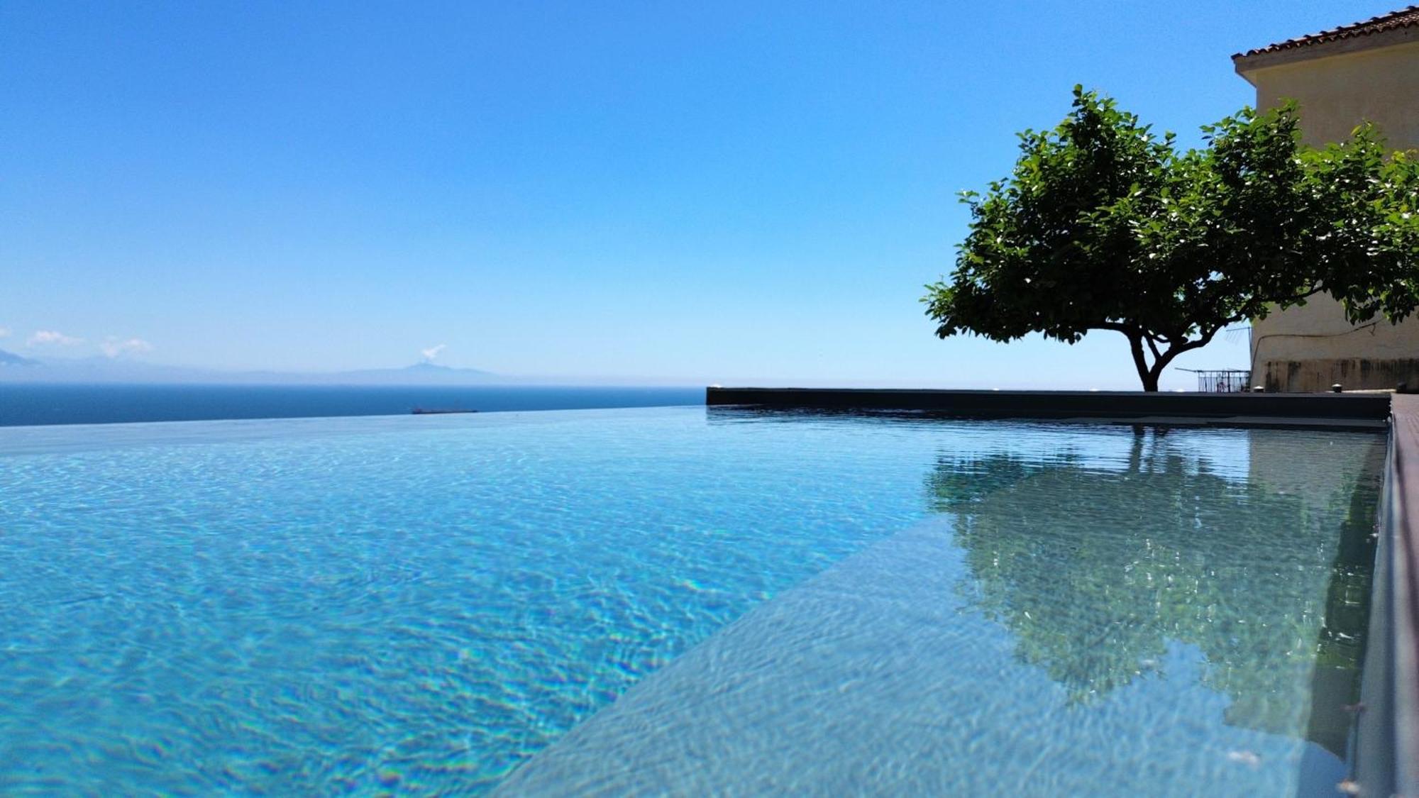 In Costa Relais & Luxury Suites Vietri Luaran gambar